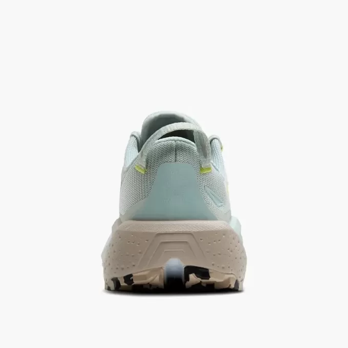 Brooks Caldera 8