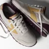 Brooks Chariot Brooks Chariot