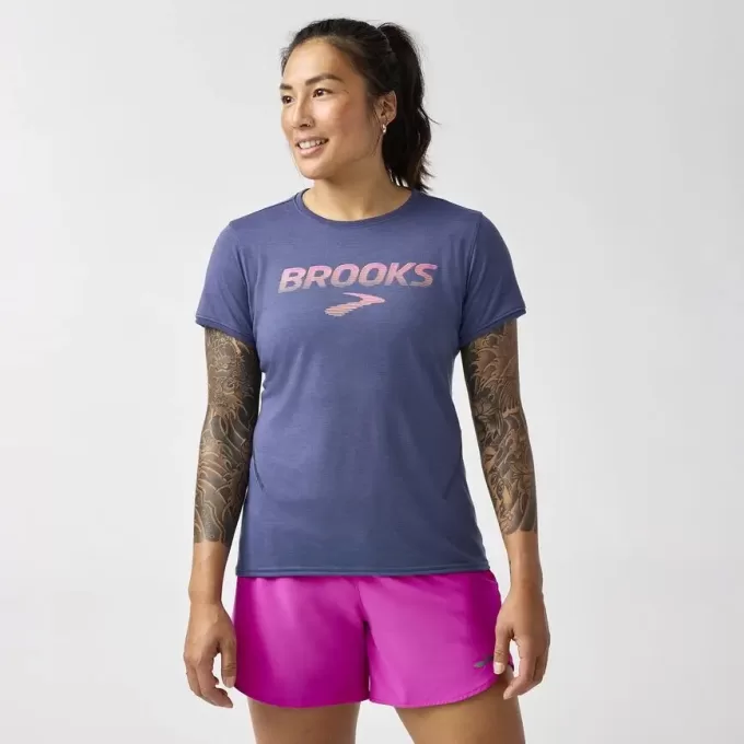 Brooks Distance Short Sleeve 3.0 Brooks Distance Short Sleeve 3.0