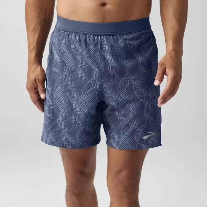 Pantaloni scurți Brooks Journey 7″ 2-în-1 Pantaloni scurți Brooks Journey 7″ 2-în-1